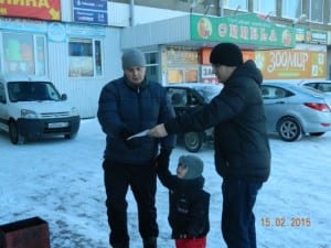 Раздача листовок Петрозаводск (1)